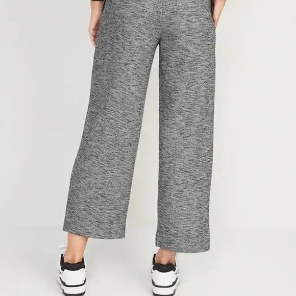 Old Navy High-Waisted Cropped Straight Sweatpants for Women New - Picture 5 of 7